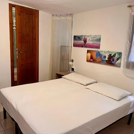 Rustico 30 Mt Dalla Feriehus *